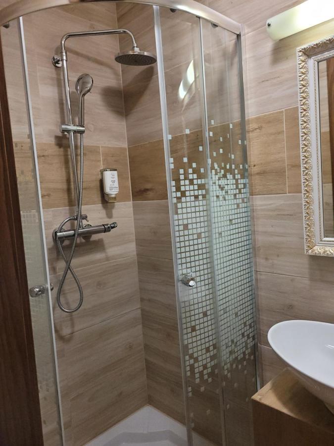 Virgo B&B Biznes Rumia Luaran gambar