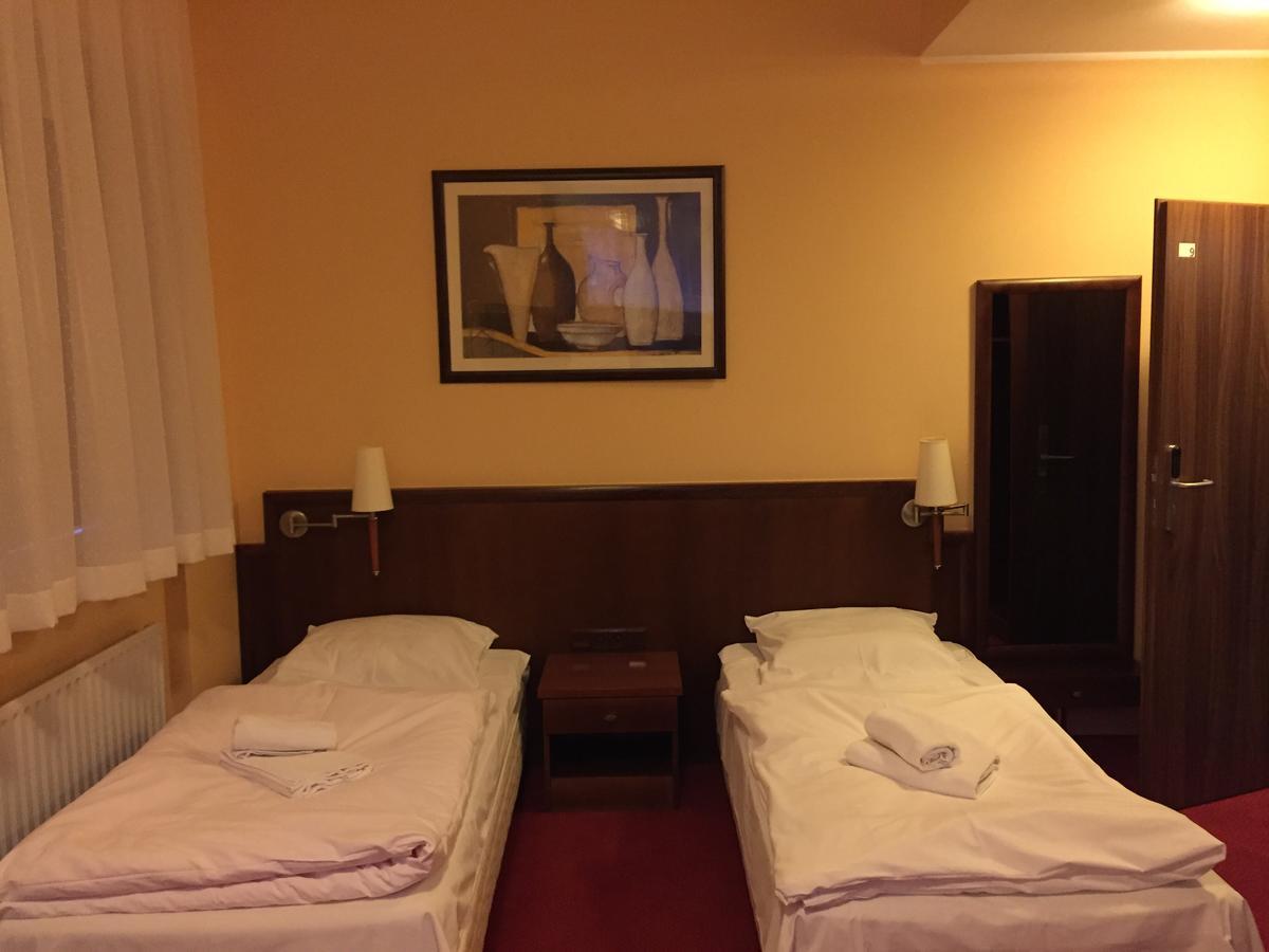 Virgo B&B Biznes Rumia Luaran gambar